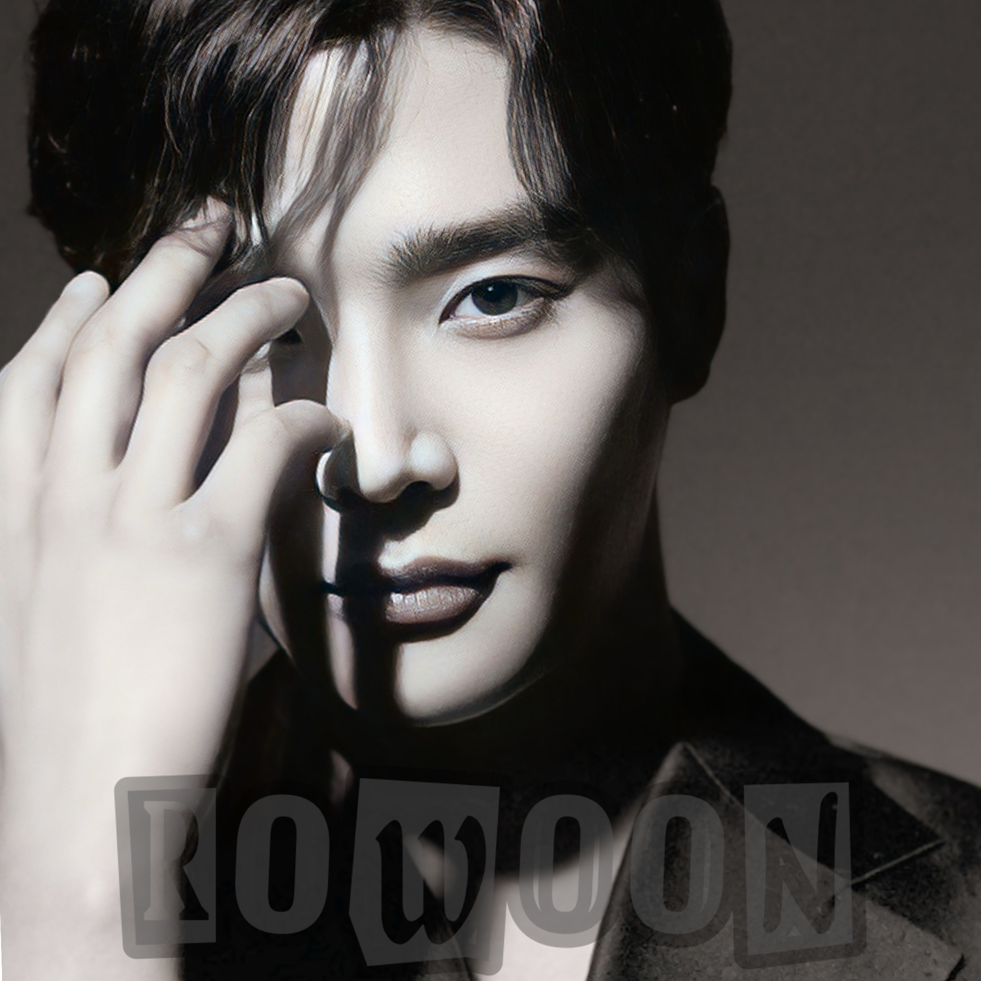 로운의 최신 사진