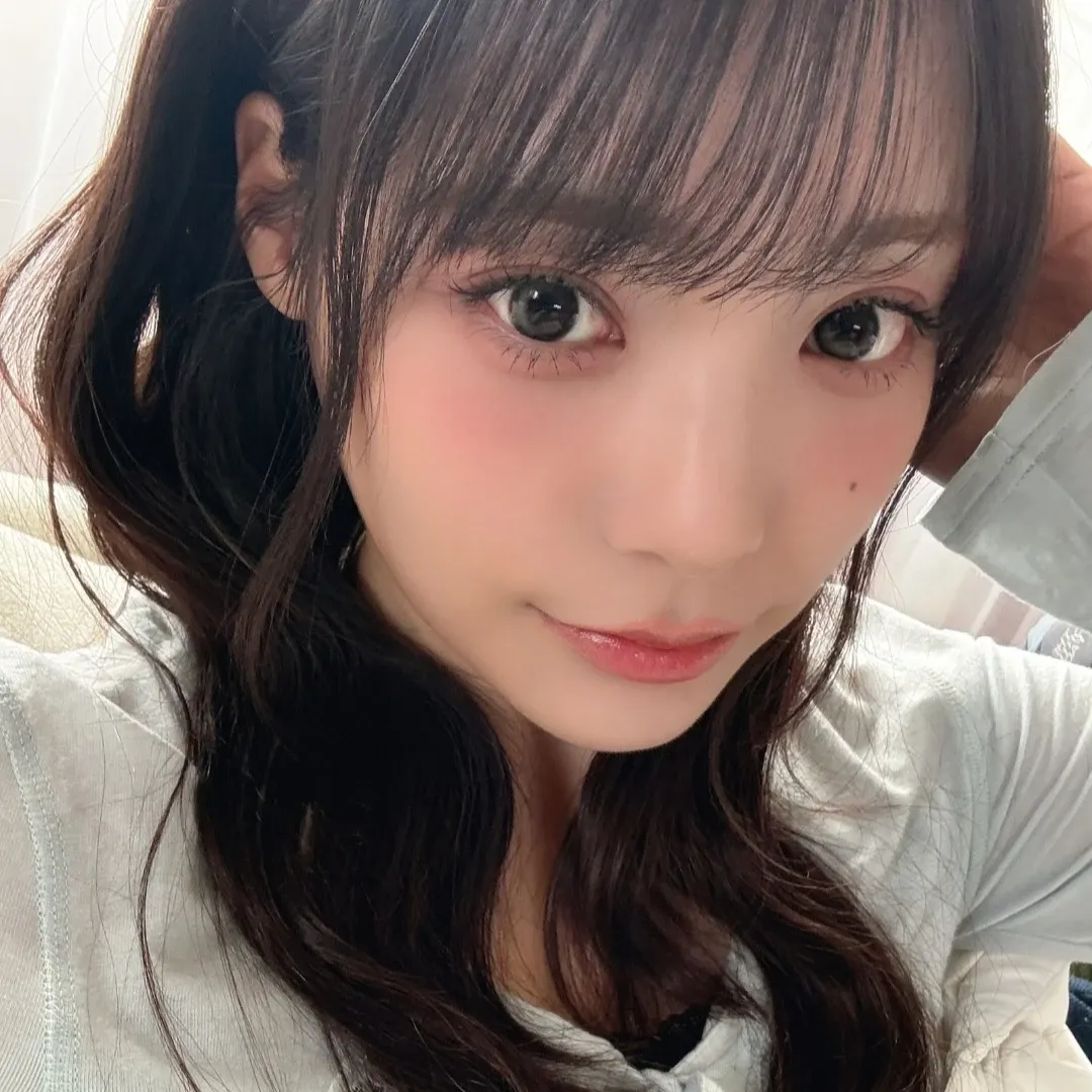 QWER シヨン ファンダムコミュニティ │ KPOP人気No.1アプリ 最愛ドル