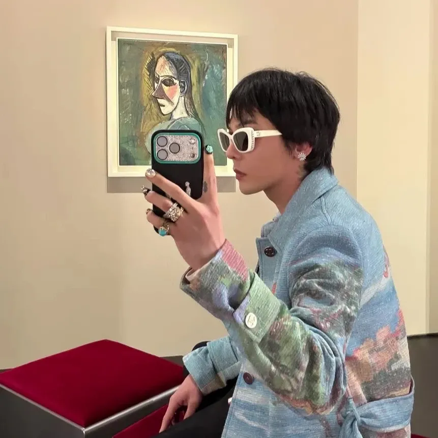 Behind-the-scenes cut of G-DRAGON (BIGBANG)