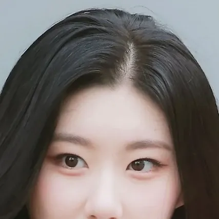 彩领 (ITZY)的最新活动照片