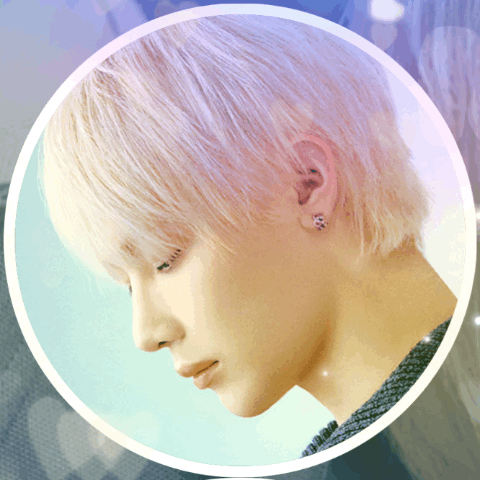 A moment captured by Nicholas (&TEAM)'s fan