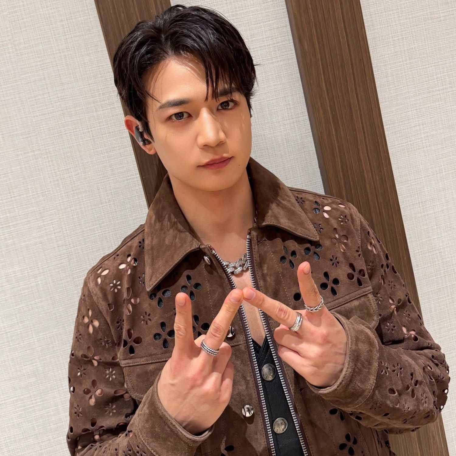 Recent activity shot of Minho (SHINee)