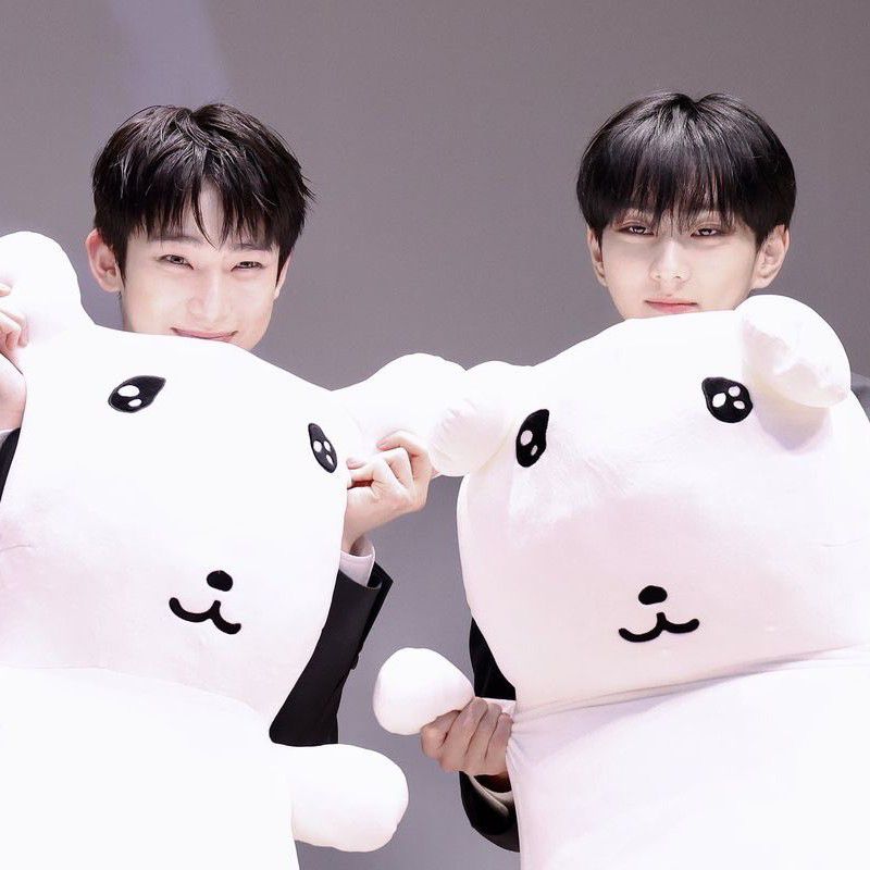 ENHYPENの最近の活動写真