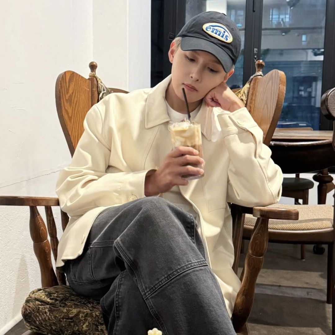 A moment captured by Ryeowook (Super Junior)'s fan