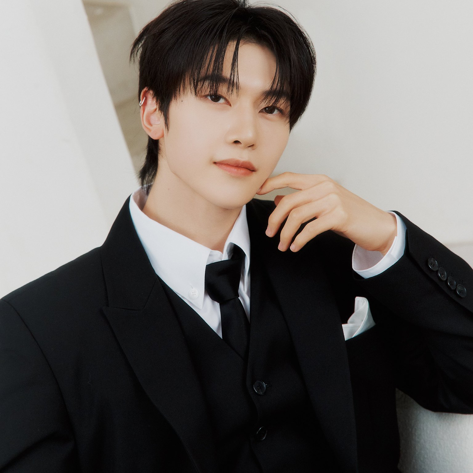 Latest photo of Seok Matthew (ZEROBASEONE)