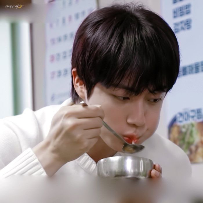 ジン (BTS)の最近の活動写真