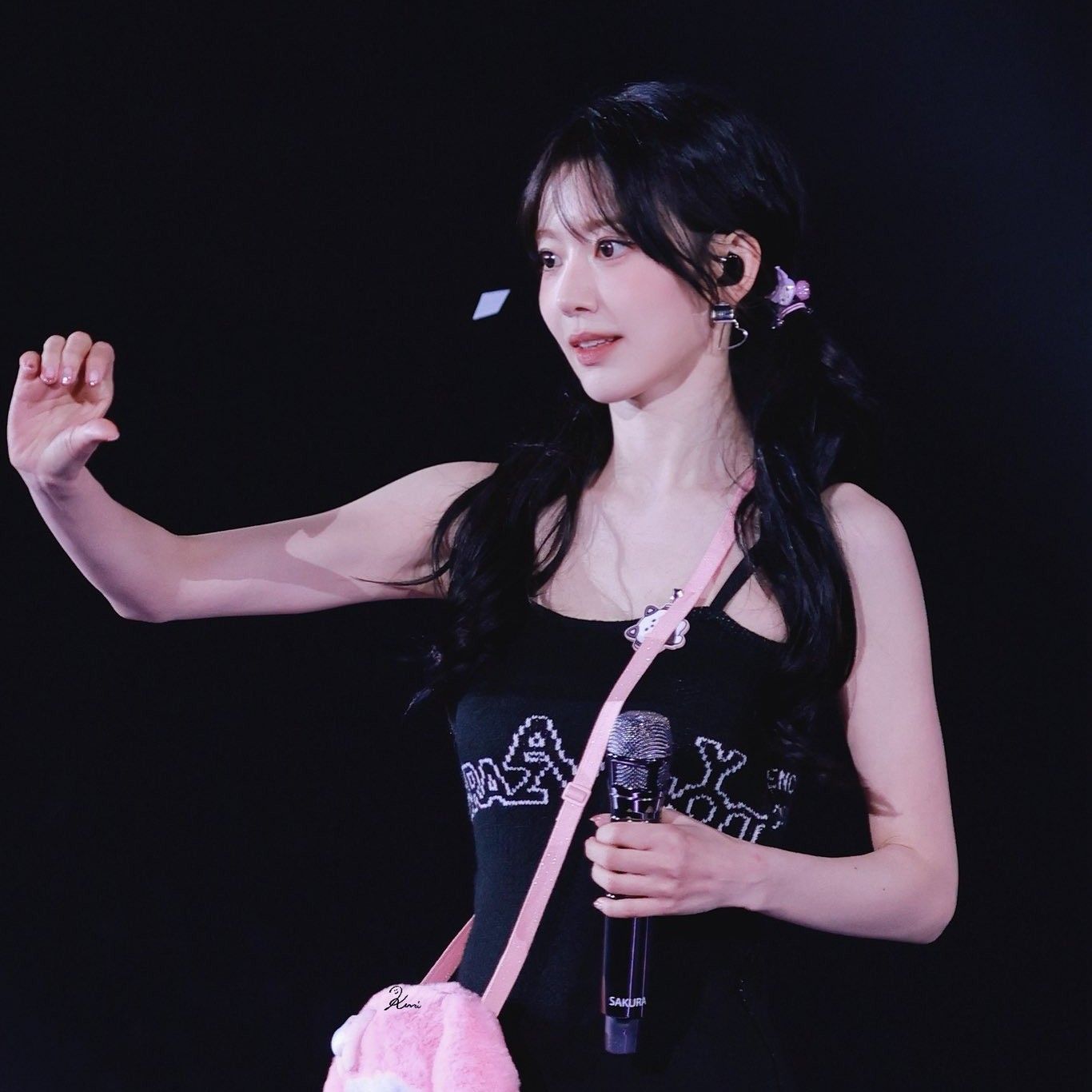 宮脇咲良 (LE SSERAFIM)的幕后花絮