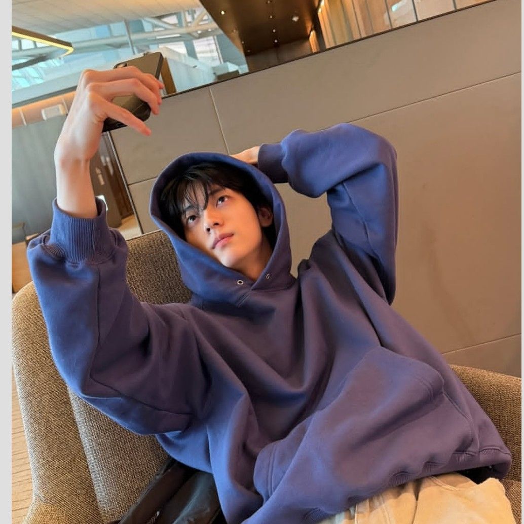 A moment captured by Soobin (TOMORROW X TOGETHER)'s fan