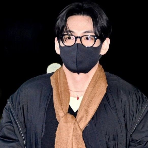 A moment captured by V (BTS)'s fan