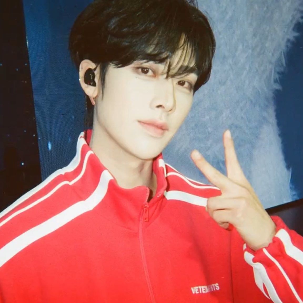 Recent activity shot of Ricky (ZEROBASEONE)