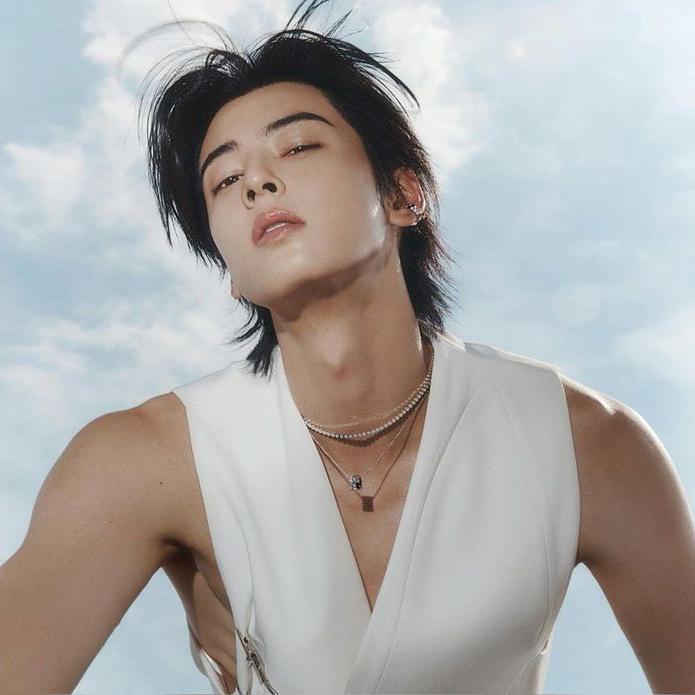 A moment captured by Eunwoo (ASTRO)'s fan