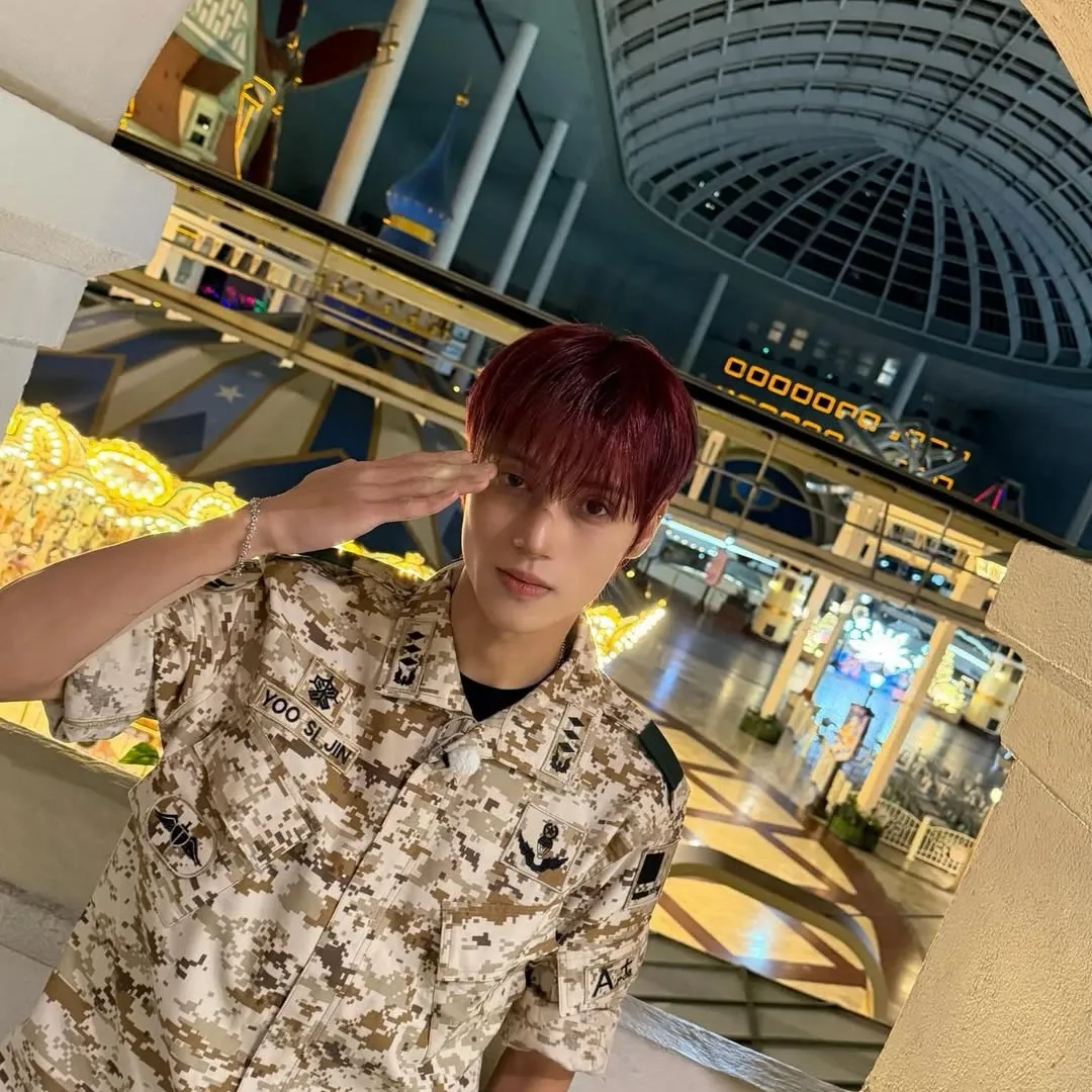 Behind-the-scenes cut of Wooyoung (ATEEZ)