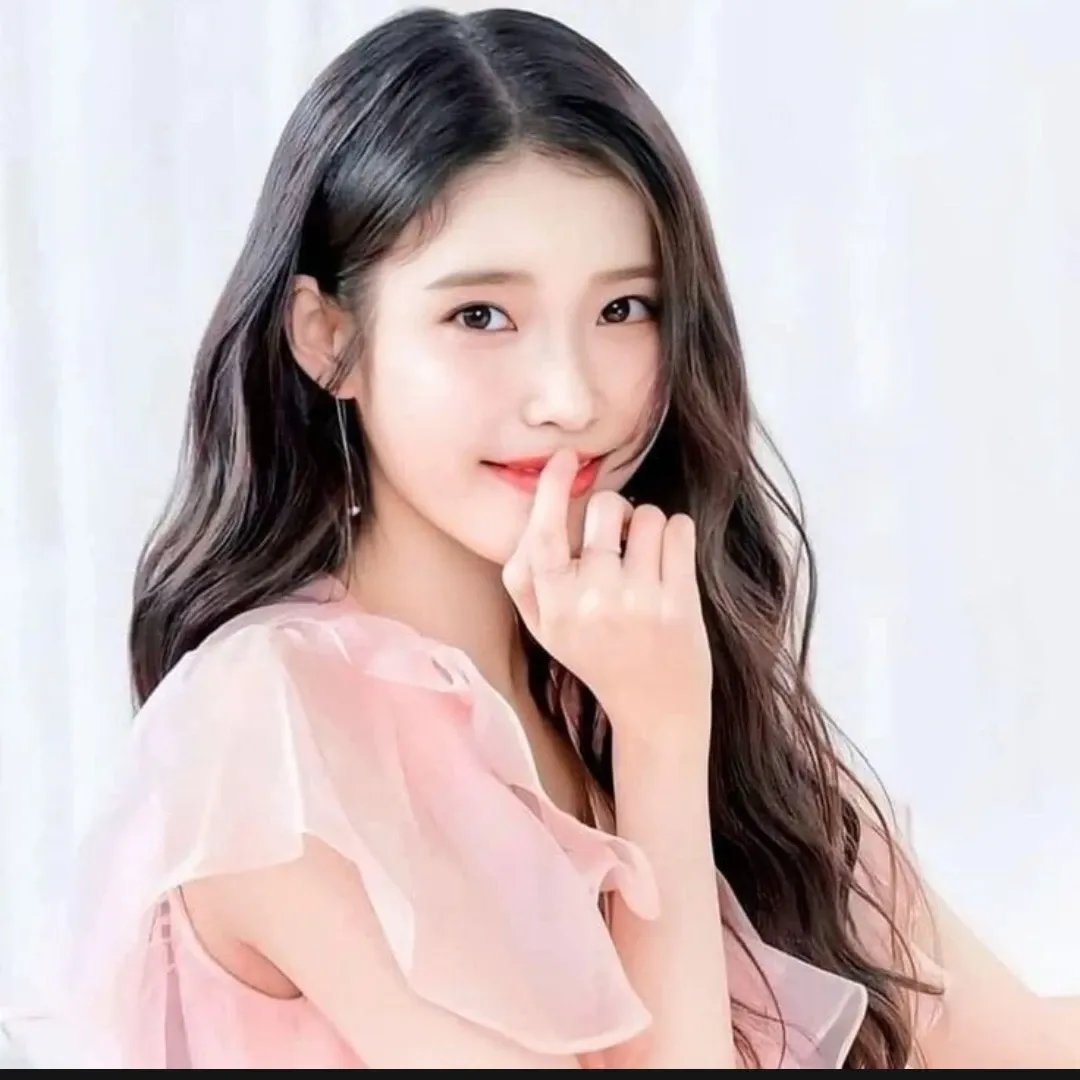 Potret di balik layar IU