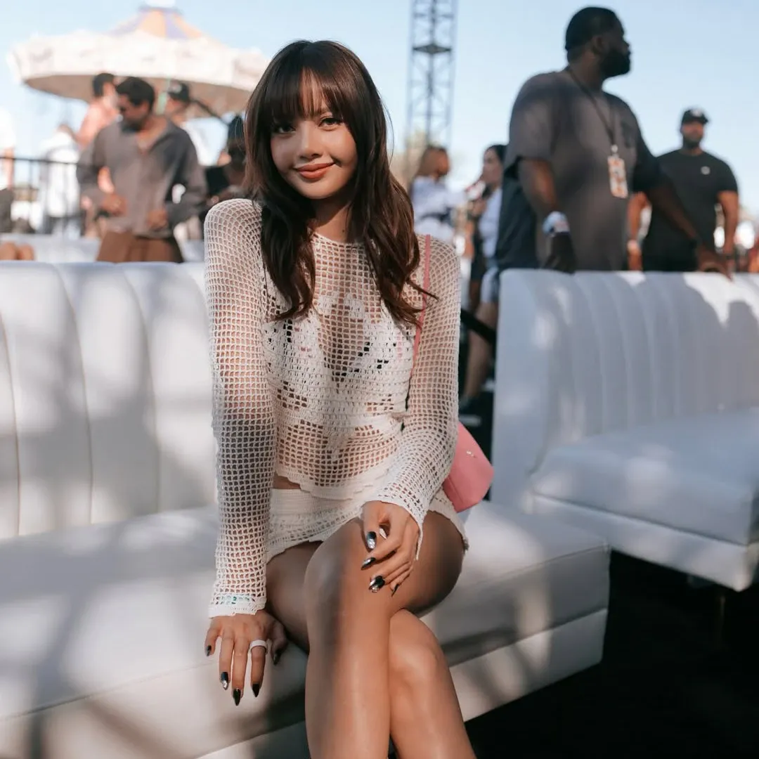 Momen yang diabadikan oleh penggemar Lisa (BLACKPINK)