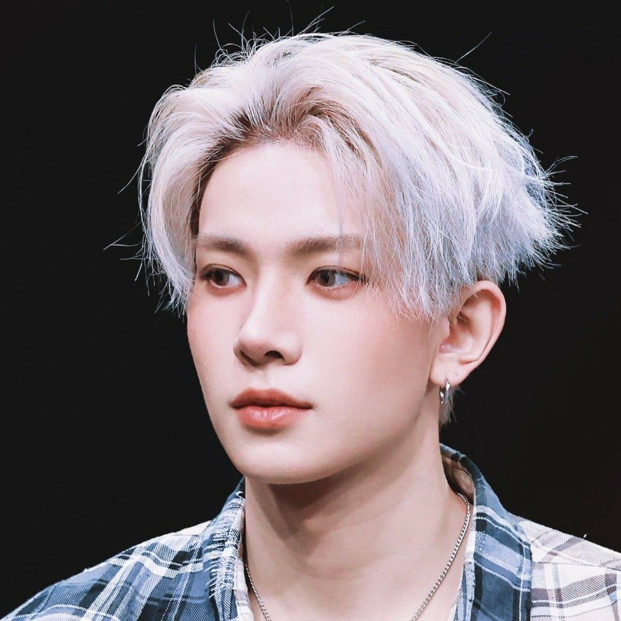 Recent activity shot of Heeseung