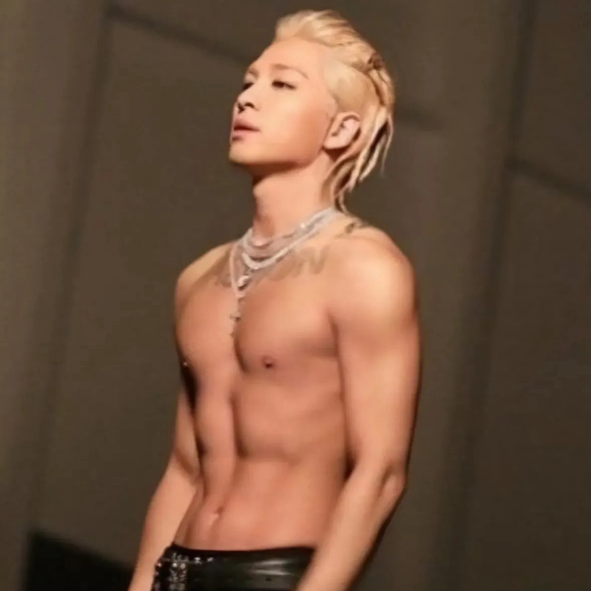 Recent activity shot of Taeyang (BIGBANG)