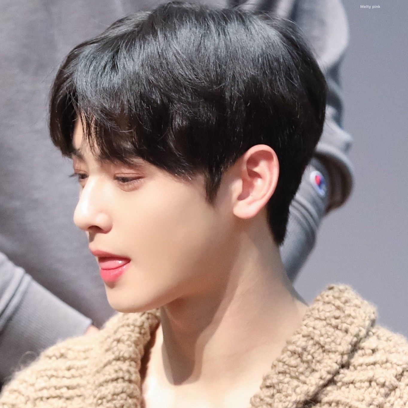 A moment captured by Eunwoo (ASTRO)'s fan