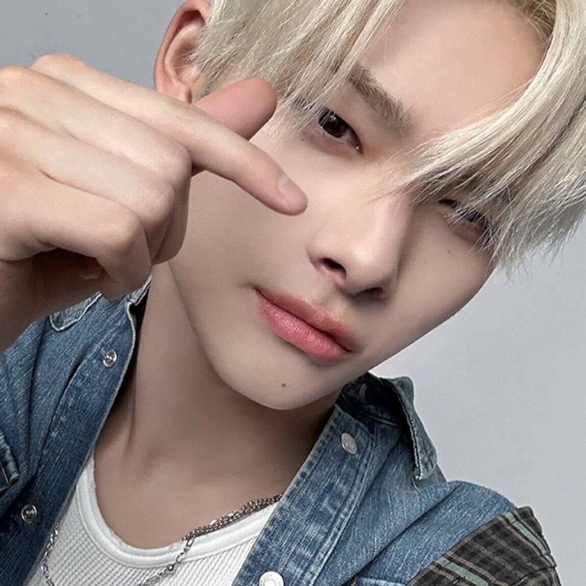 니키 (ENHYPEN)의 비하인드 컷