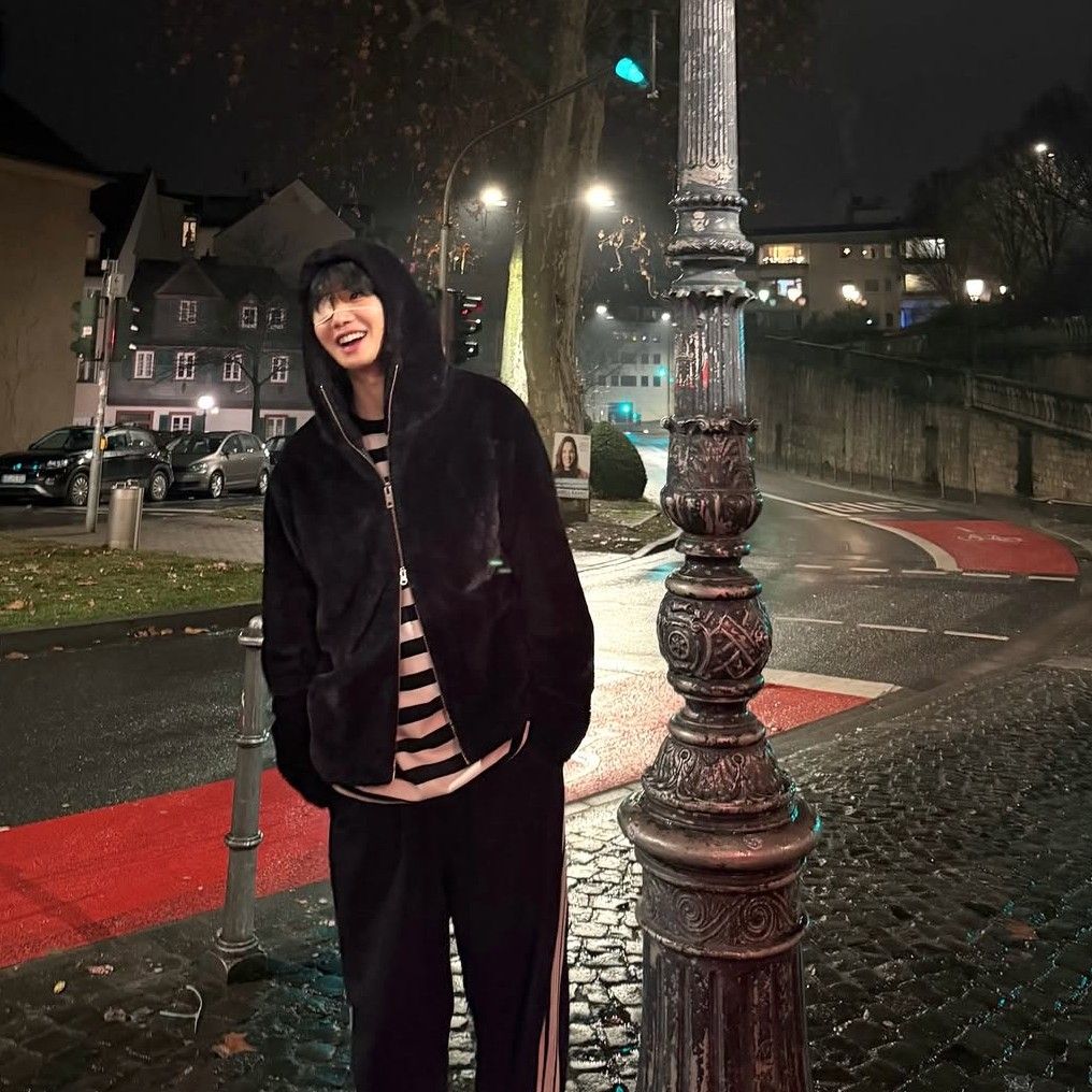 A moment captured by Lim Youngmin's fan