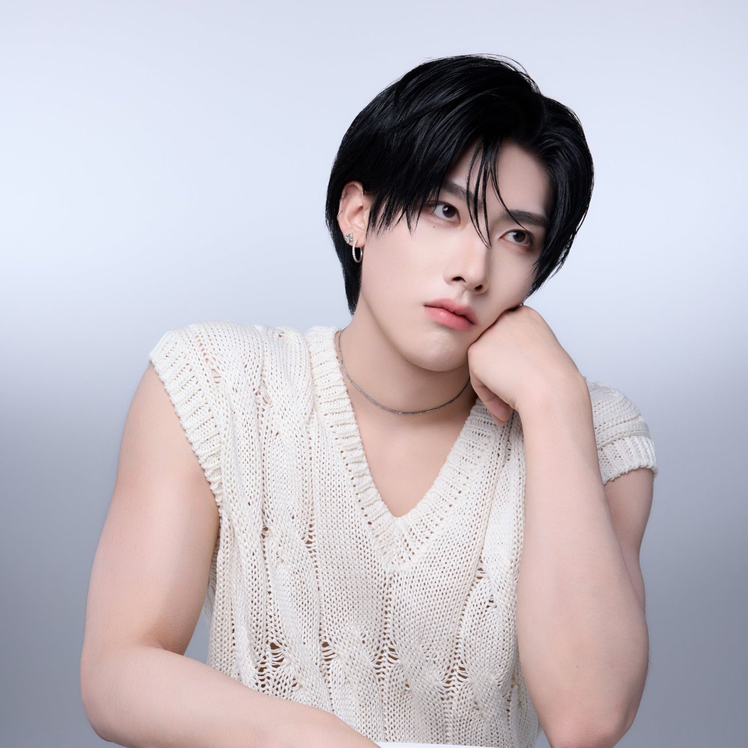 Behind-the-scenes cut of Ricky (ZEROBASEONE)