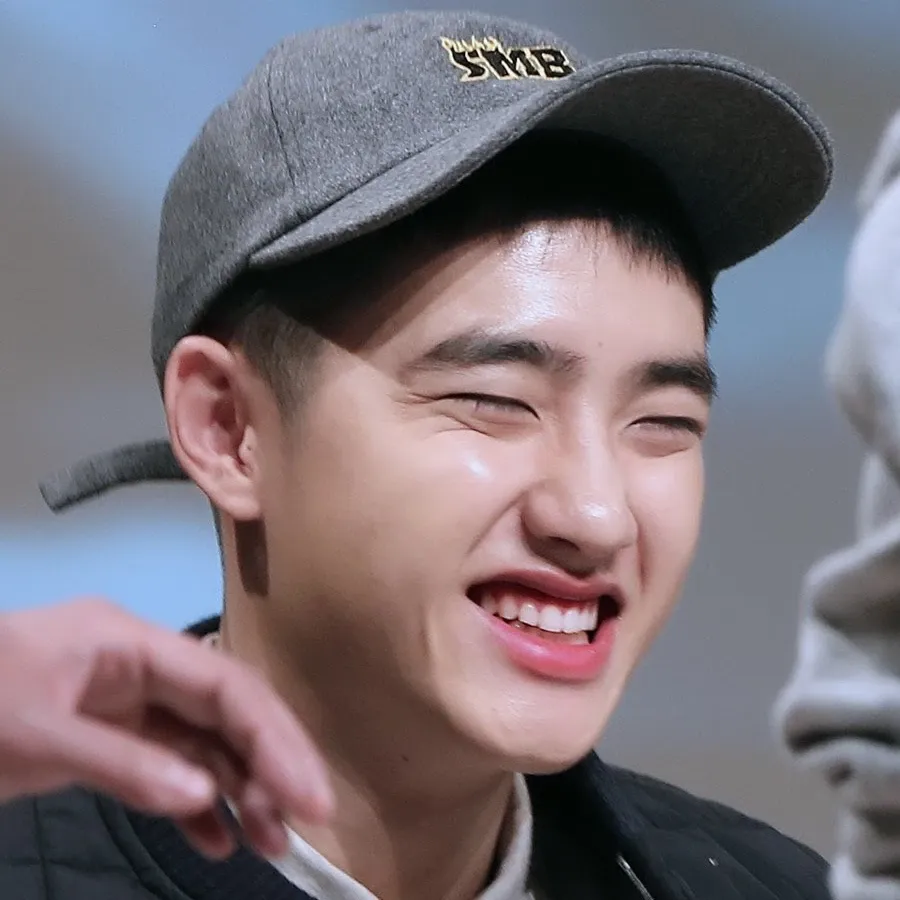 Momen yang diabadikan oleh penggemar D.O. (EXO)