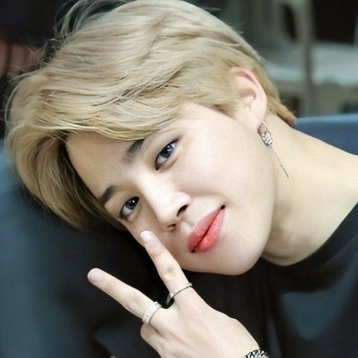 지민 (방탄소년단)의 최신 사진