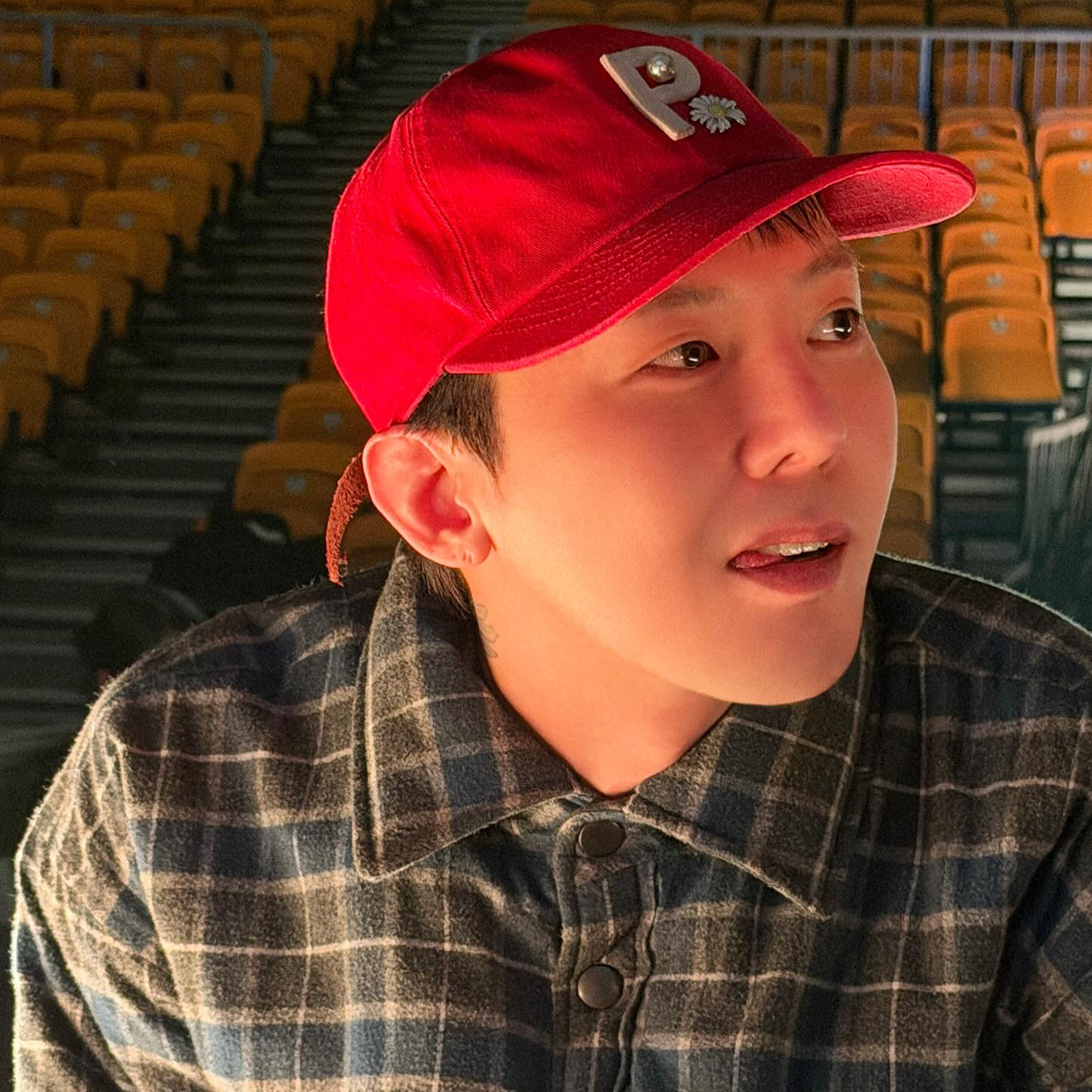 Recent activity shot of G-DRAGON (BIGBANG)