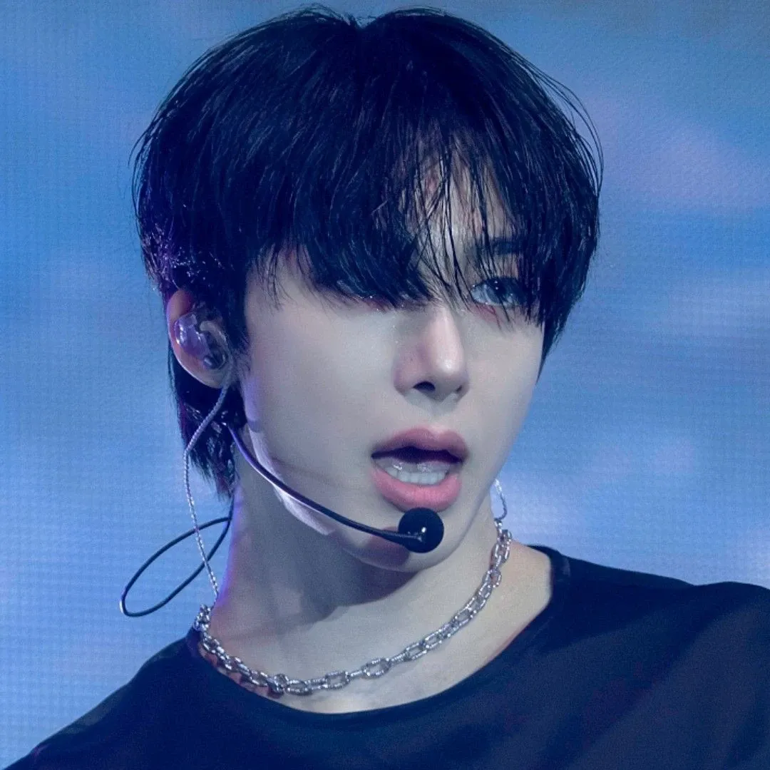 Foto terbaru Hyungwon (MONSTA X)