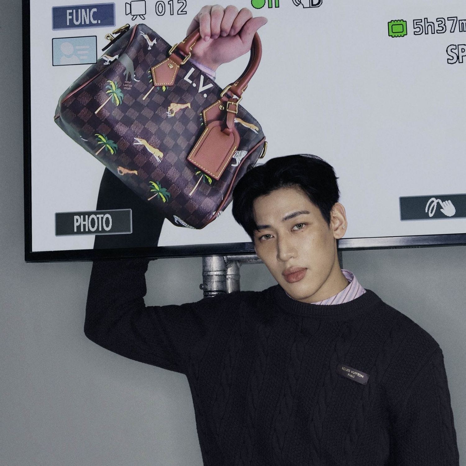Latest photo of Bambam (GOT7)