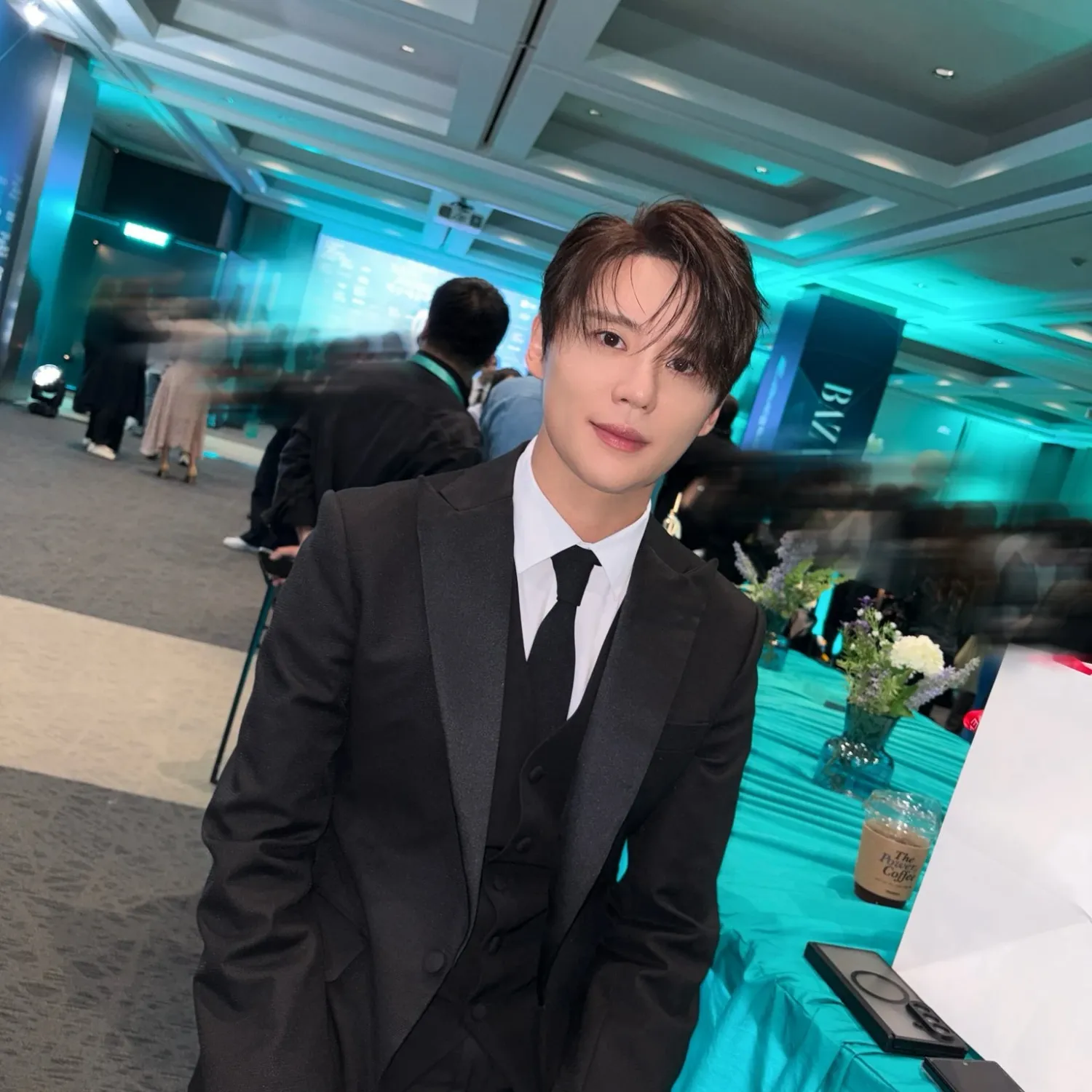 Behind-the-scenes cut of Kim Junsu (JX)