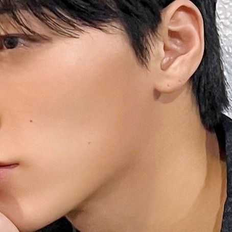 A moment captured by San (ATEEZ)'s fan