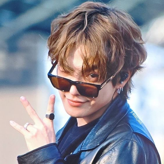 Behind-the-scenes cut of Hongjoong (ATEEZ)