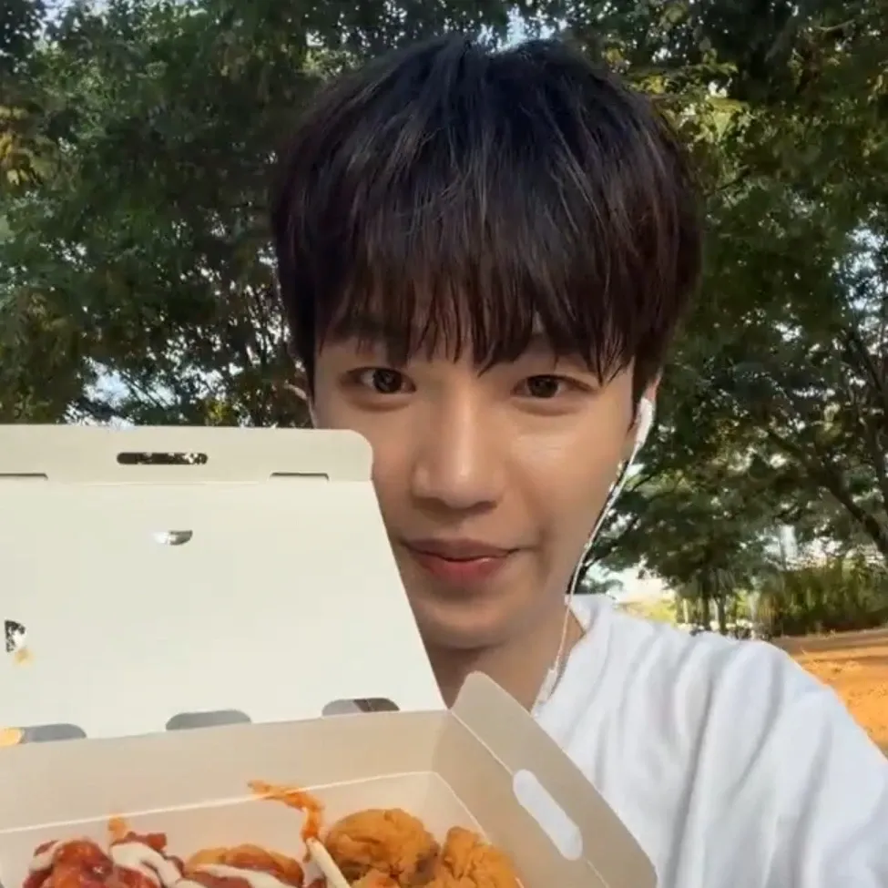 Latest photo of Lim Youngmin