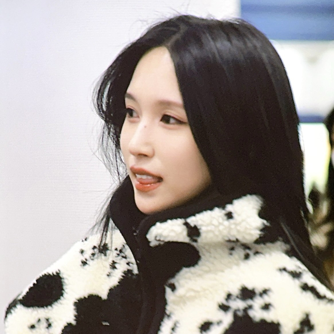 Foto aktivitas terbaru Mina (TWICE)