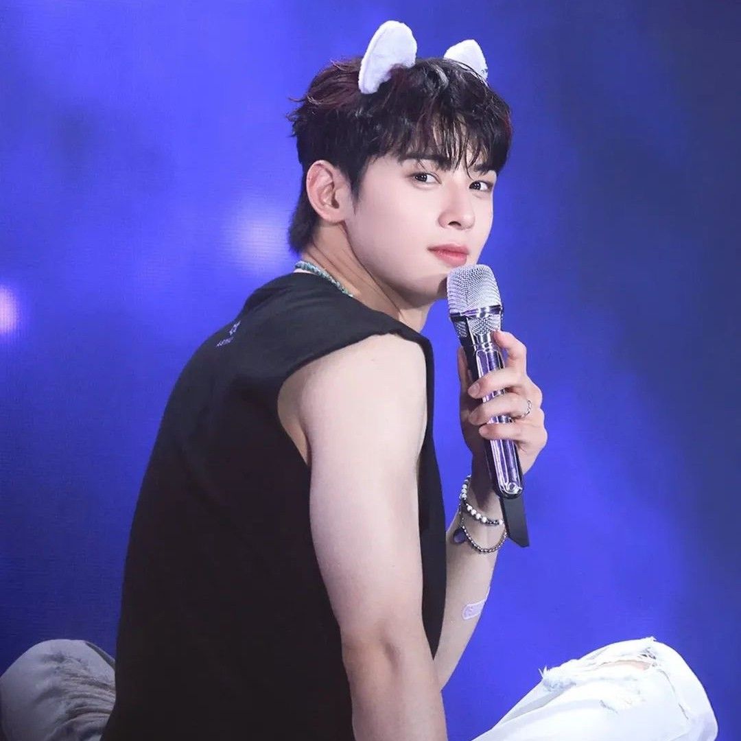 Behind-the-scenes cut of Eunwoo (ASTRO)