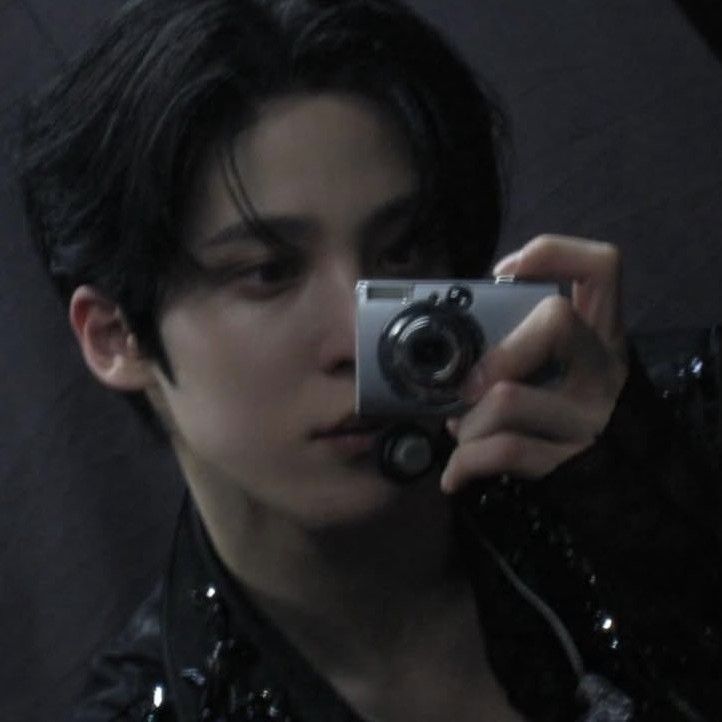 에이티즈 최근 활동샷