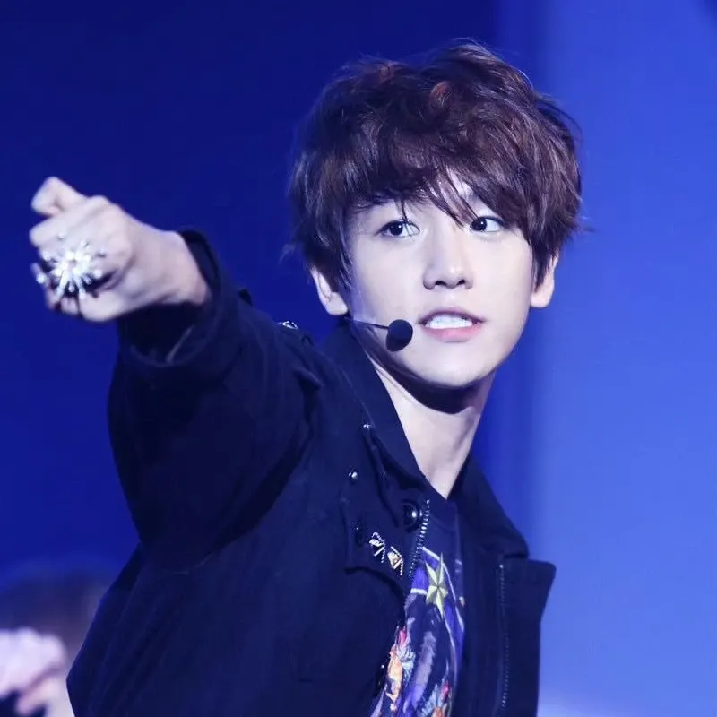 ベクヒョン (EXO)の舞台裏ショット