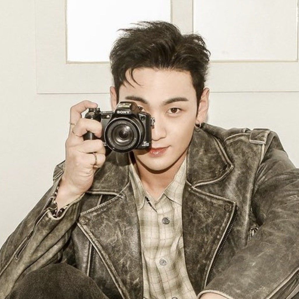 백호 최근 활동샷