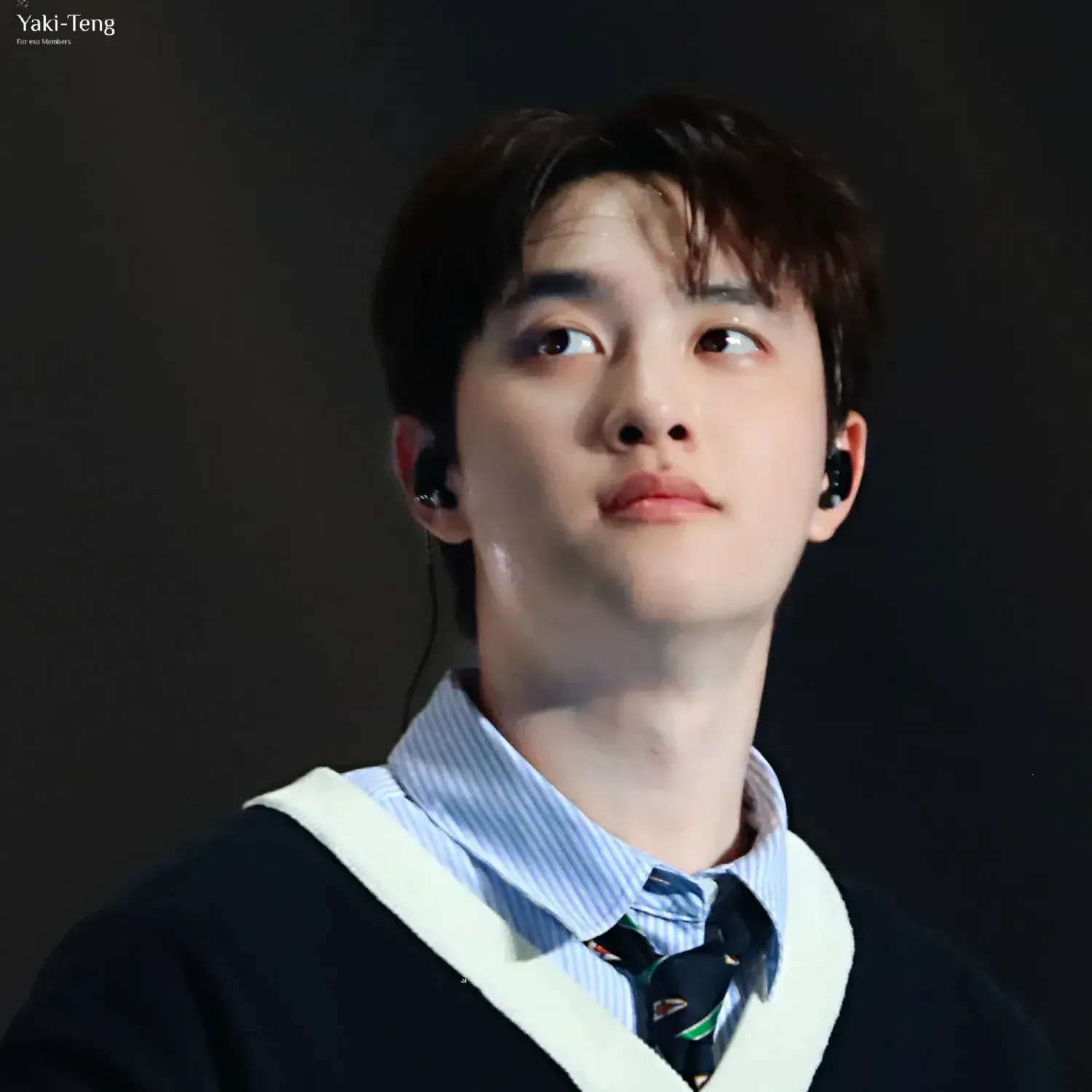Momen yang diabadikan oleh penggemar D.O. (EXO)