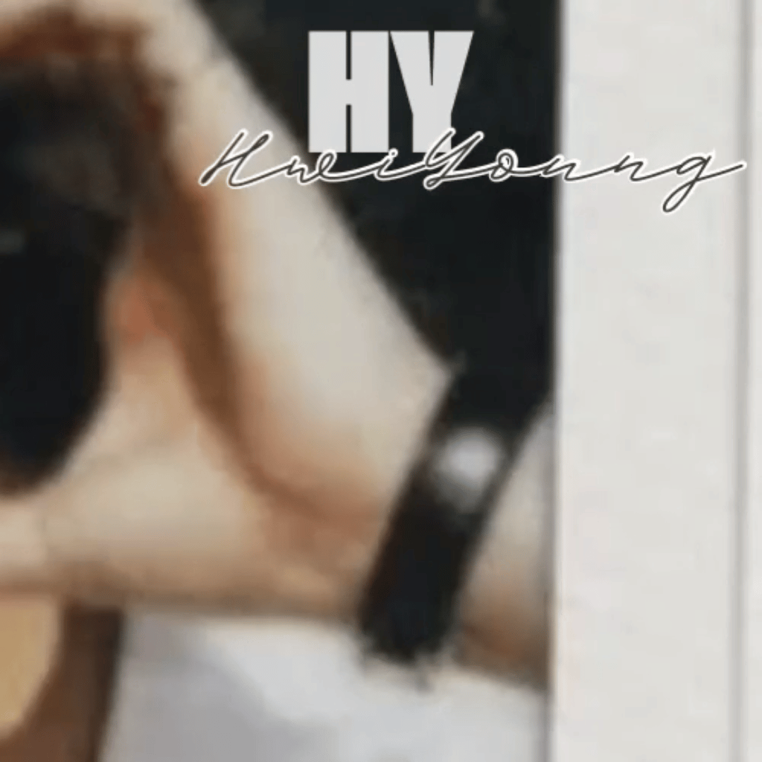 Latest photo of Hwiyoung (SF9)