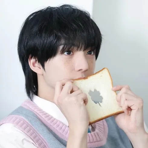 Recent activity shot of Baek junhyuk (IDID)