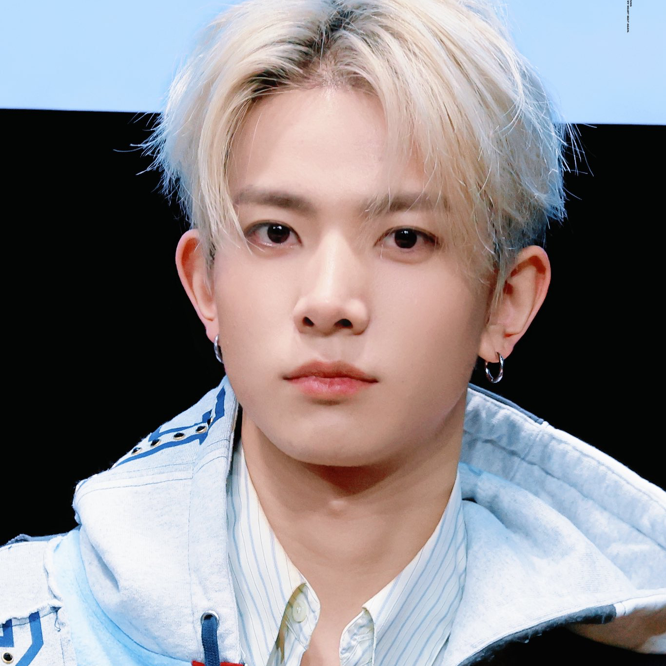 Behind-the-scenes cut of Heeseung