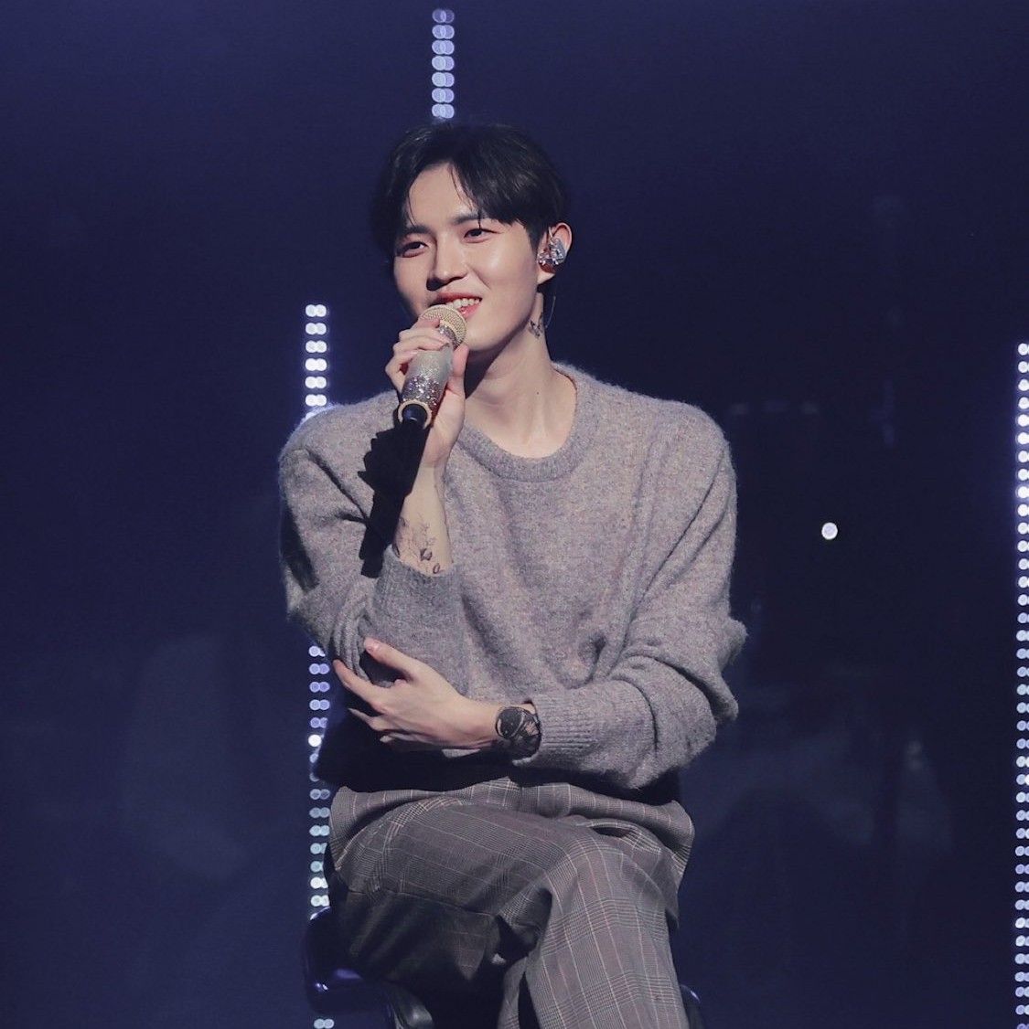 Foto aktivitas terbaru Kim Jaehwan