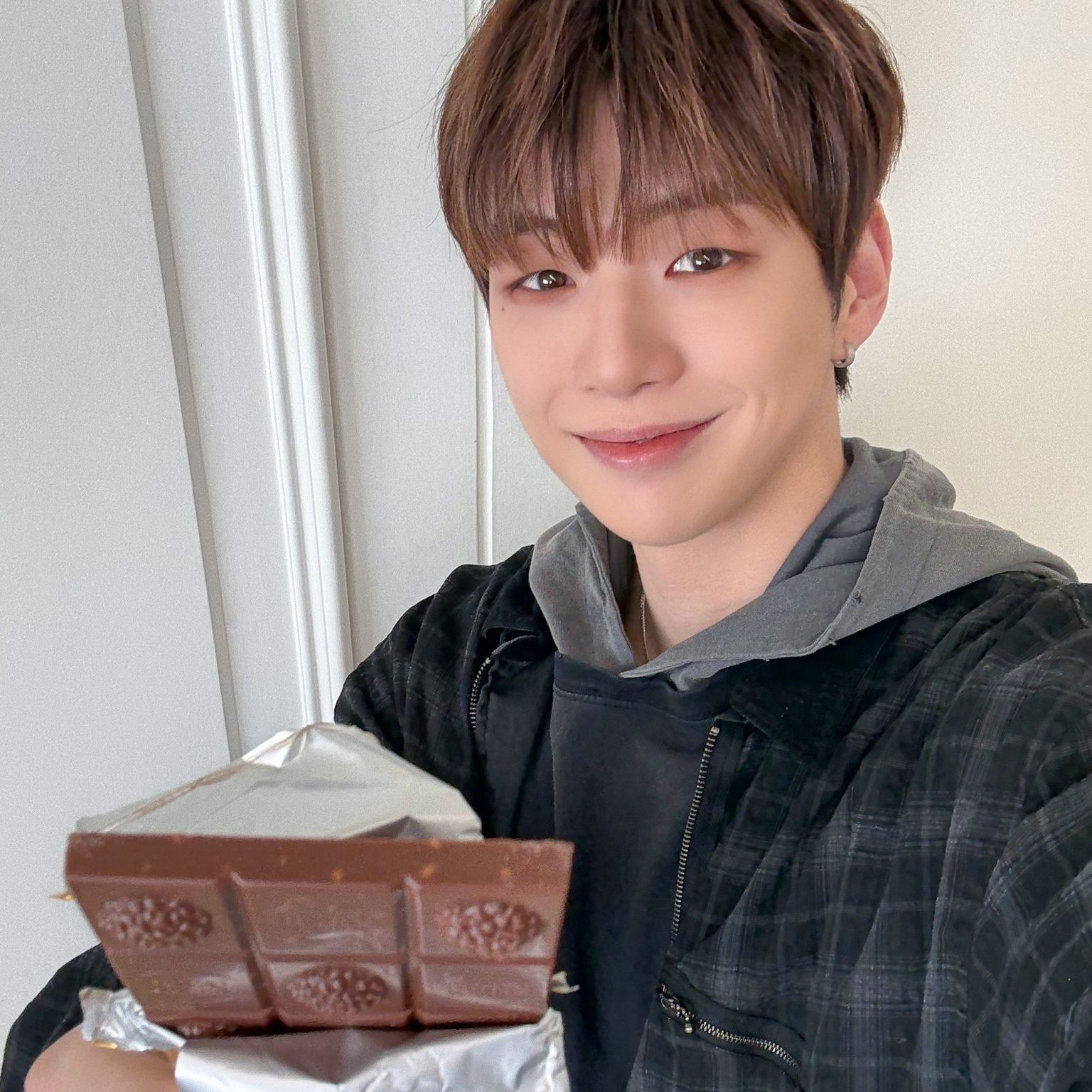 강다니엘 최근 활동샷