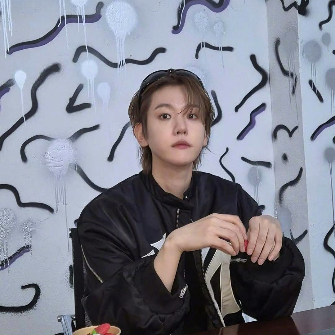 伯贤 (EXO)的幕后花絮