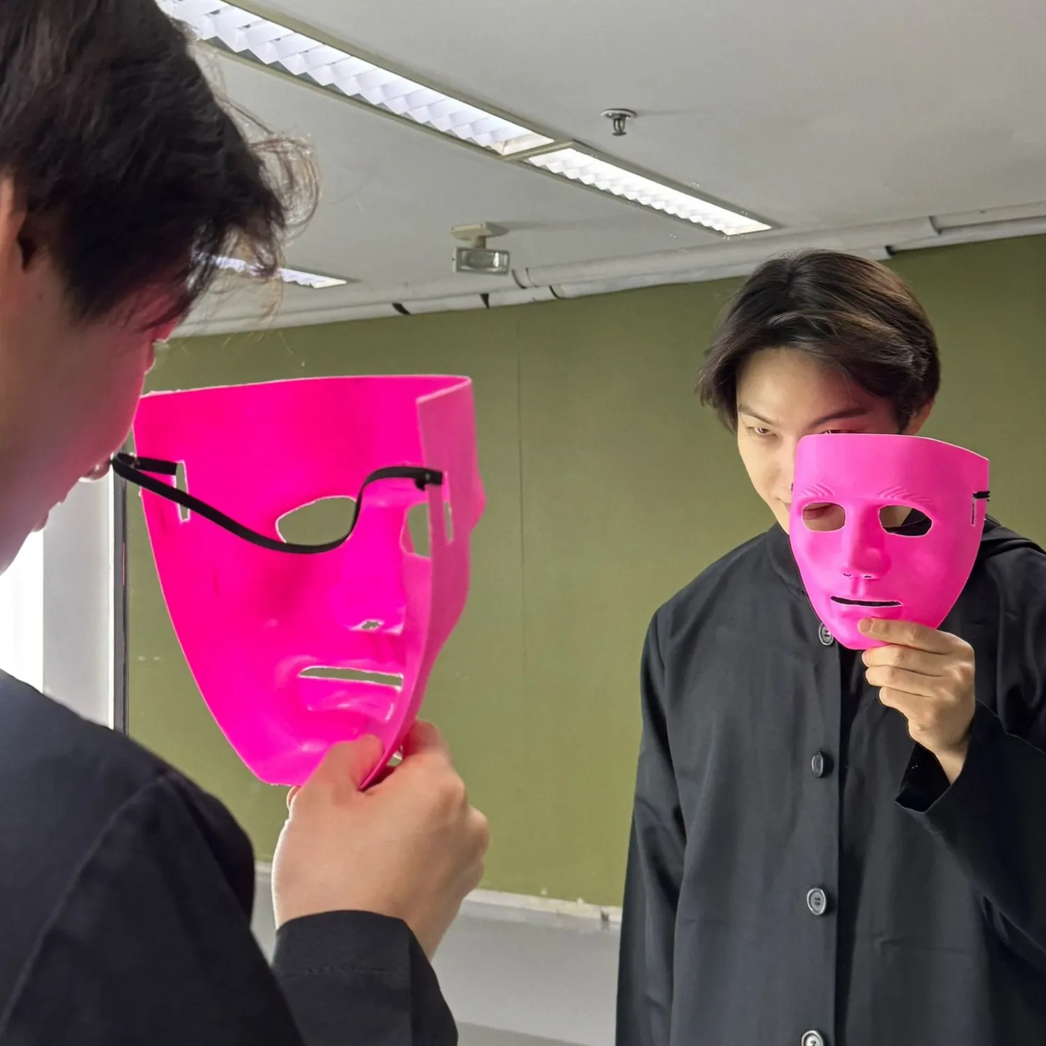 Behind-the-scenes cut of JAY B (GOT7)