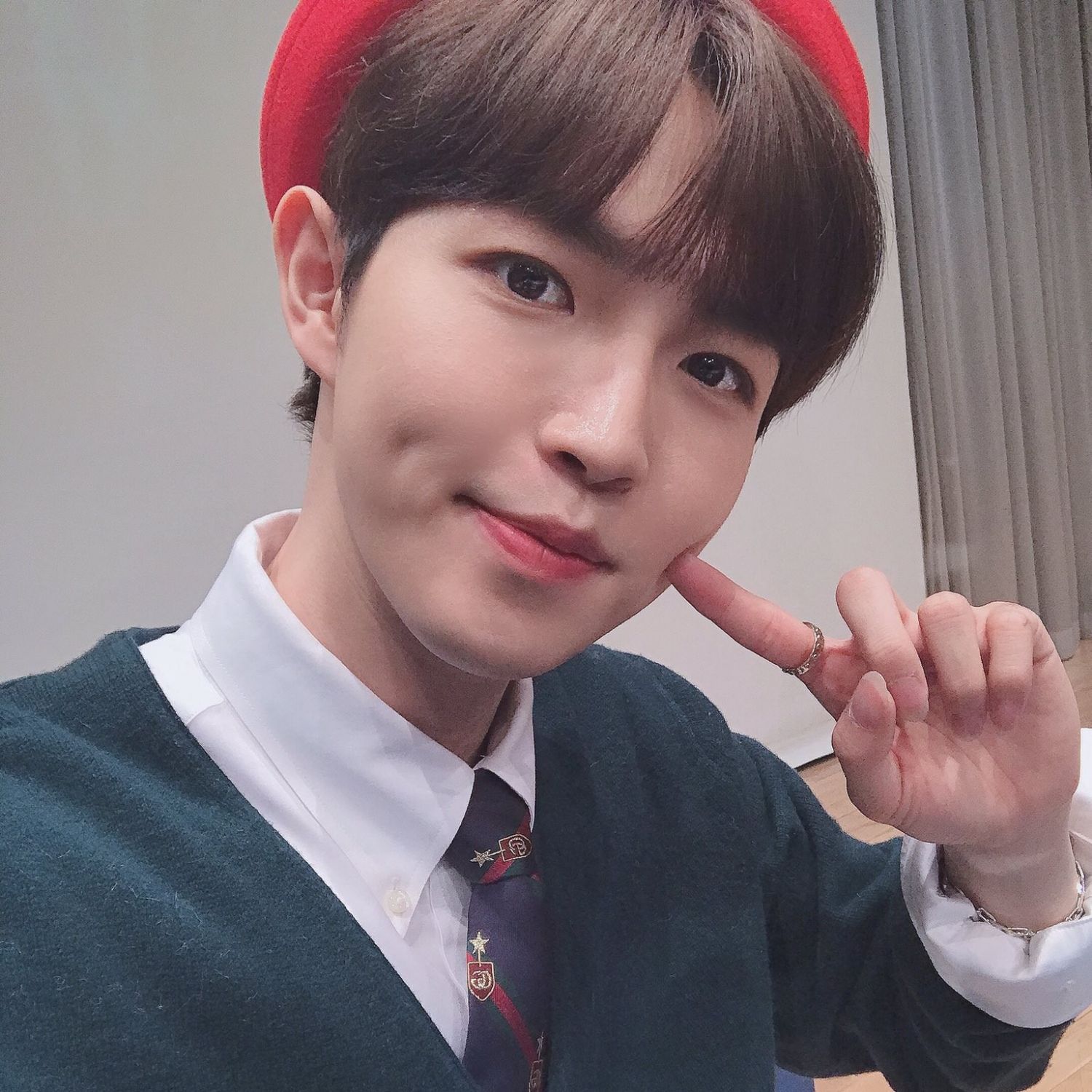 Momen yang diabadikan oleh penggemar Kim Jaehwan