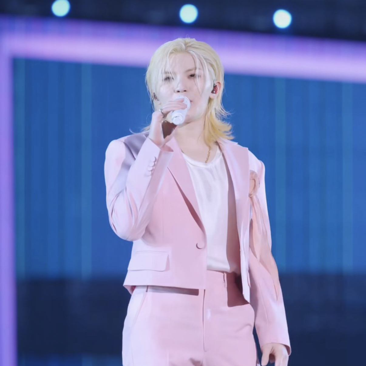 Latest photo of Woozi (SEVENTEEN)