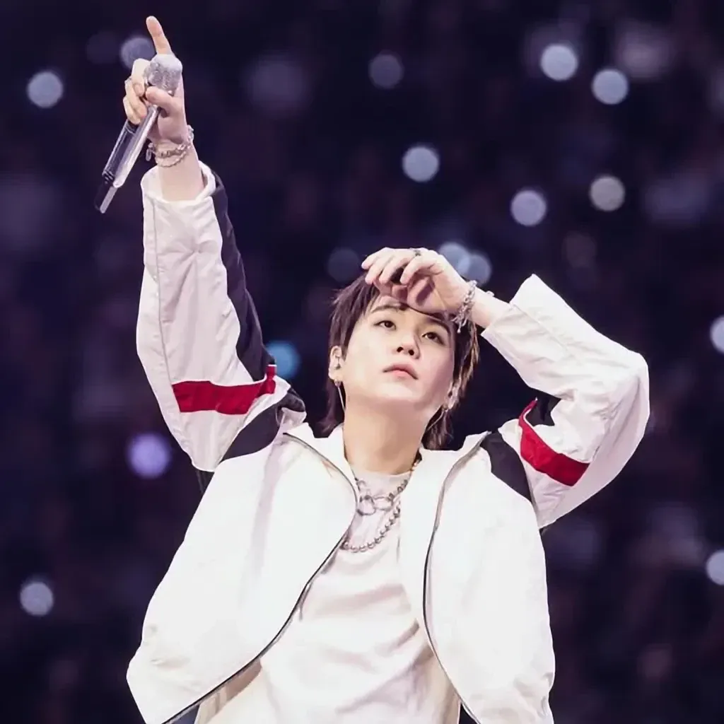 SUGA (BTS)の最新写真