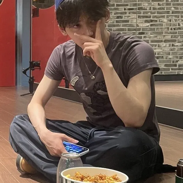 A moment captured by Yumeki's fan